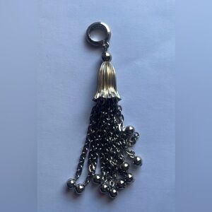 Silver Toned Chain Pendant